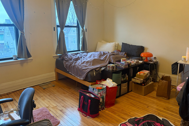 Bedroom - Looking For A Female Roommate For A 3 BED/ 1 BA Apartment on Harvard Ave (Allston)