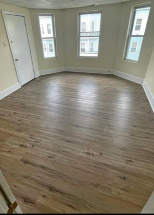 room when empty - Apartment for rent