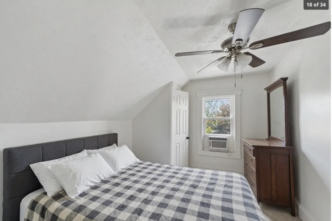 bedroom - Townhouse