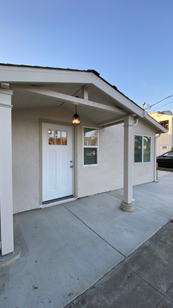 Front door - North Berkeley 2bd / 1bath house with laundry; Easy access to UCB