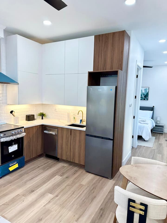 Kitchen - Peaceful Cottage Townhome