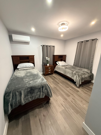 Single or double occupancy 1st floor bedroom with closet - Student /Working Professional Housing House