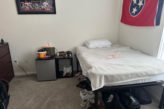 Bedroom - Quarry Trail Apartments
