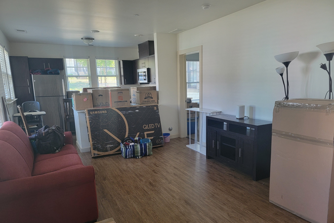 Open concept of the living room and kitchen - Unfurnished 3BR thome for PU Faculty/Staff only-Stanworth Lane-Princeton