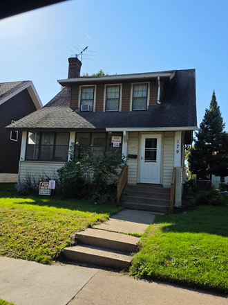 179 CLEV EXTERIOR PHOTO - 179 CLEVELAND AVE N - 1/2 BLOCK FROM UST CAMPUS