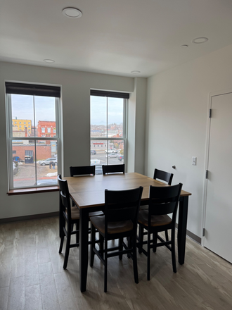 Dining - The Funk Zone Apartments