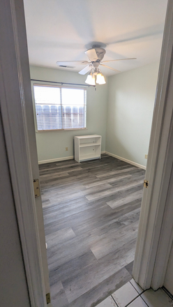 Bedroom - $550/Month. Single room available in August