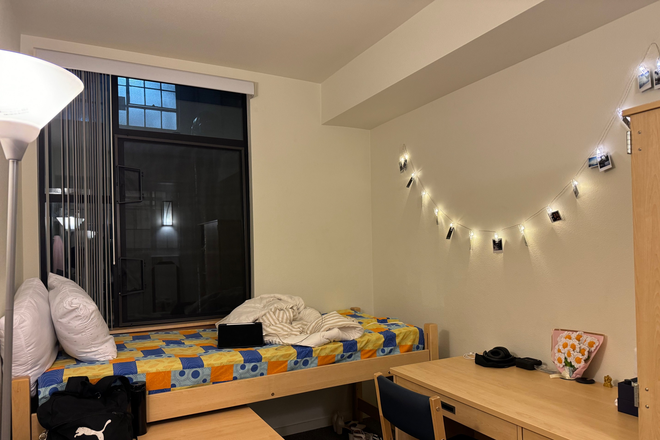 Bedroom - Summer Sublet in The Metropolitan Apartments, one block from campus, gym, downtown