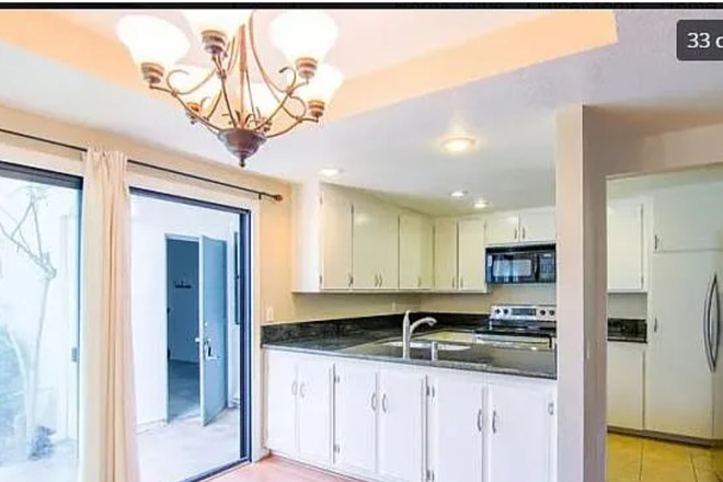 Kitchen - VIilla Vicenza Condo