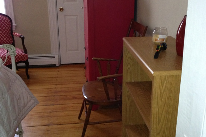 Closet, Dresser/Desk, Bookcase - Fully Furnished Room Close to MIT Condo