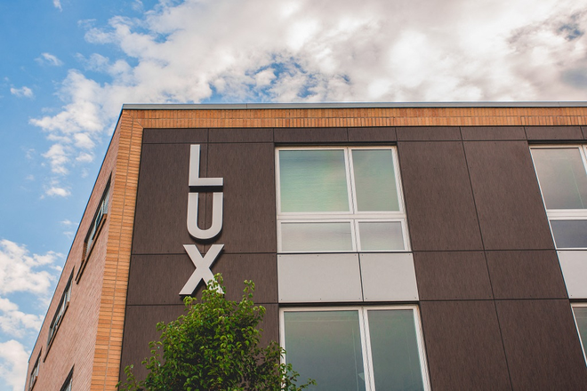 855 Broadway Street Exterior - The Lux Apartments