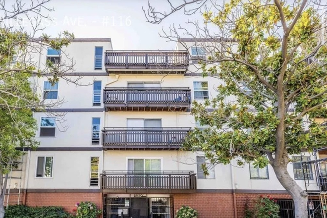 Outside View - Southside Apartment