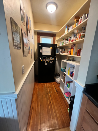 1 - JUNE 2027 | Somerville Duplex | 4 Bed, 1 Bath | Water Included | No Broker Fees! Duplex