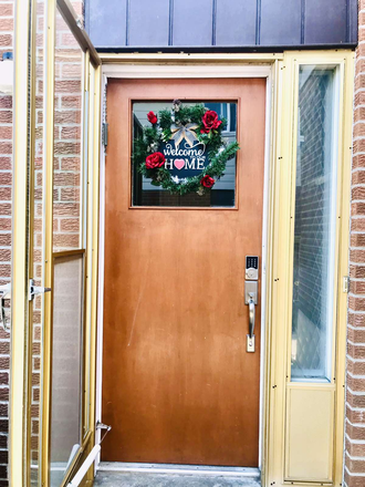 Separated enter - Private Room with Ensuite Bathroom – Perfect for One Student!