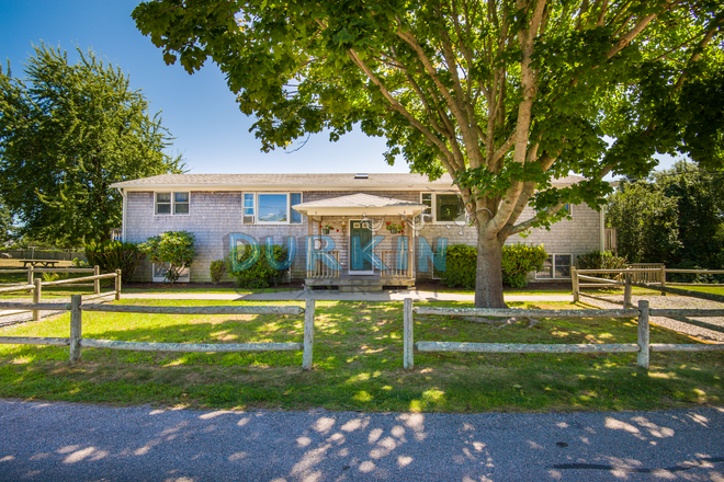 Exterior - Quaint 1 Bedroom Unit Duplex