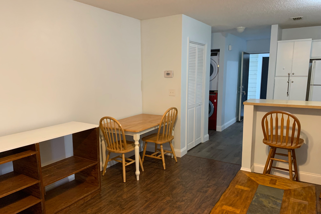 Living Room - 1342 D Hunters Rd