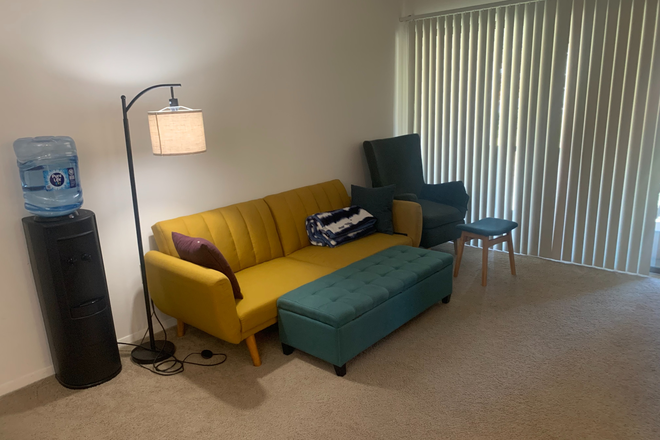 Living room - Hethwood Apartment (Cozy and Peaceful)