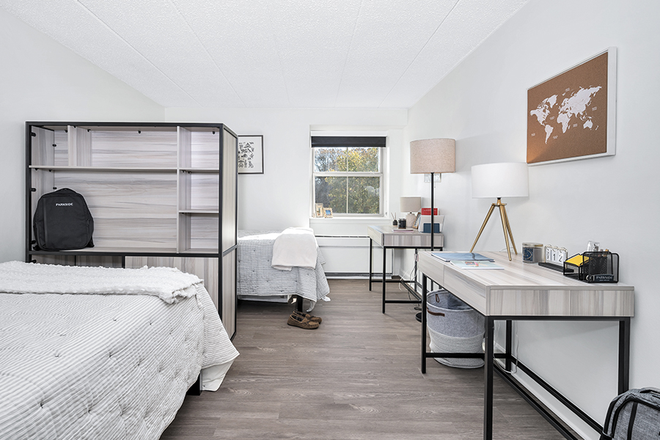 Bedroom - Parkside Apartments at College Park | Temporary Accommodation | Summer Sublease