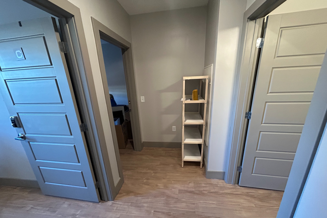 Right wing, bedroom to the right, bathroom to the left. - Aspen Heights Apartments