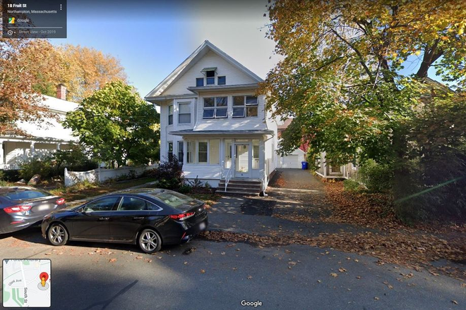 Location - 1BR in a 3BR Apartment on Fruit St, Northampton