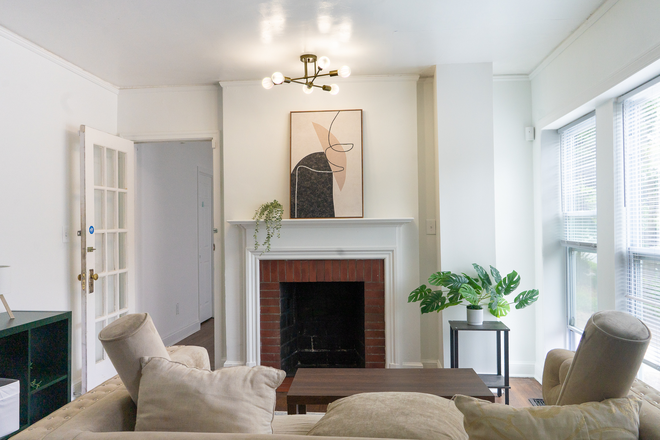 Living room - Furnished Rooms in Decatur Co-Living House 1 min Walk from Emory Shuttle