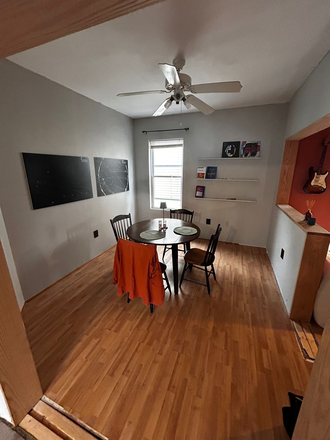 Dinning room - Pleasant Street
