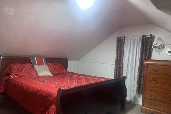 Bedroom - Allen Residence House