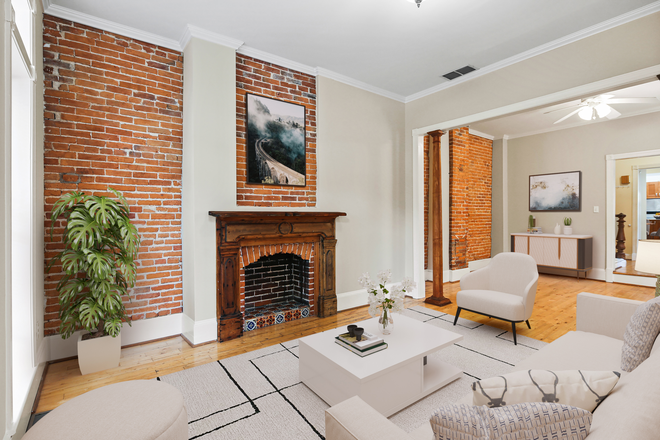 Front Living area - Gough Street Townhome