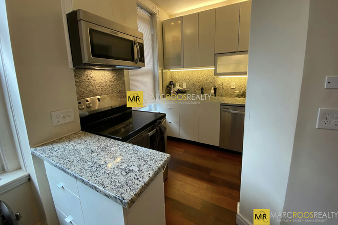 Call call or text Arezou at 617-584-7817 - SAINT STEPHEN ST - STUNNING NEWLY RENOVATED 2 BED IN HEART OF FENWAY!!! Condo