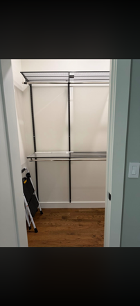 Walk in closet - Private Room House