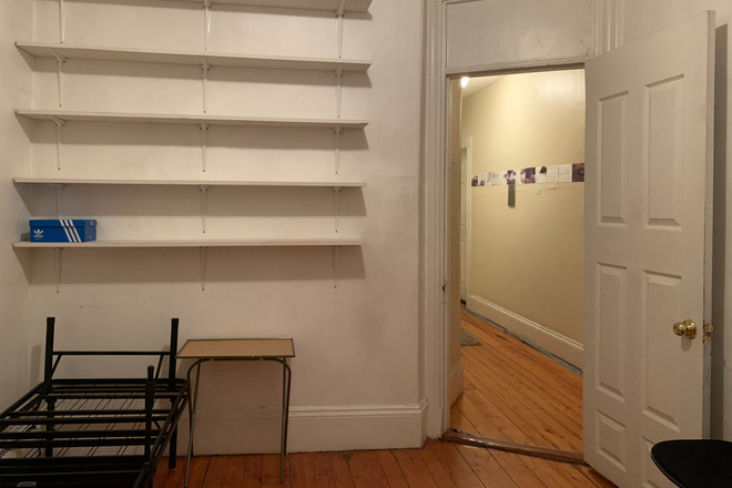 Bedroom - $800 room available at Harvard St apartment (just next to MIT campus) within a 4-bdr apt