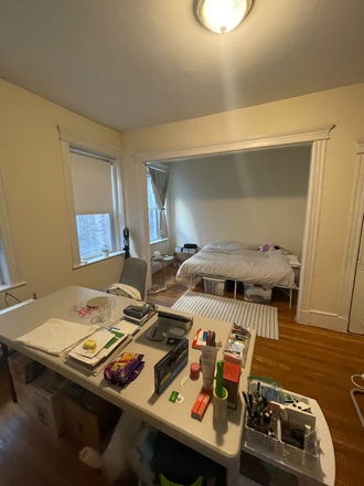 . - Spacious studio on Peterborough St. Available NOW. 617.512.5822 Apartments