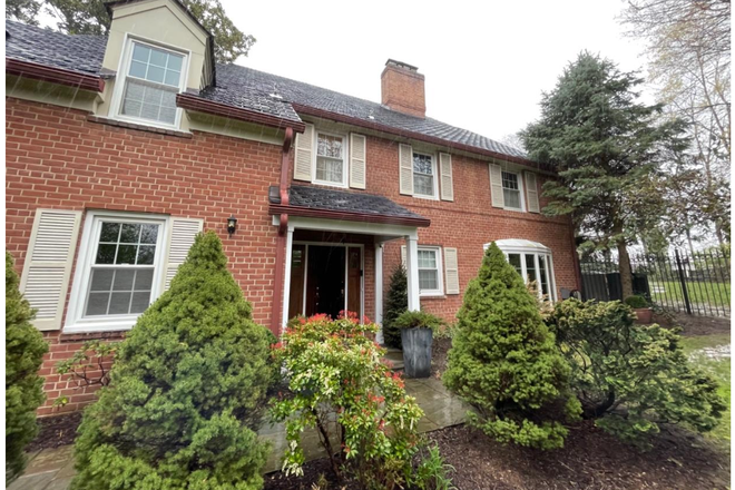 Outside - The Embassy House
