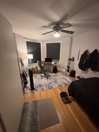 Large bedroom with window AC unit, and very large closet - Brookline June & July Sublease! - Coolidge Corner