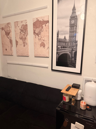 Couch in Room - Spring Sublet Needed! Great House Close to Campus with Large Backyard! (Rent Negotiable)