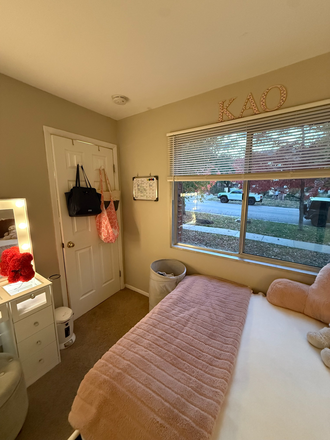 Bedroom - Fully Furnished Spring 2026 Sublease on the Hill, 918 13th Street Triplex