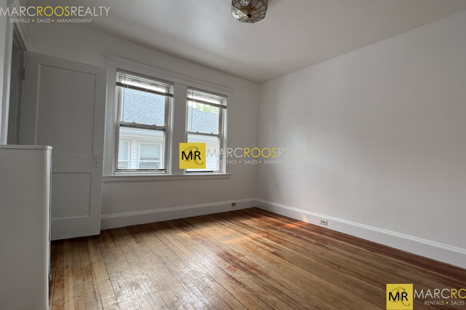 Call NOW for showings! 617-236-8600 - CHETWYND RD - *6/1/2026* LRG 5BR + OFFICE OR 6BR NEAR TUFTS W/ IN UNIT LNDRY, 3 PRKNG, EIK, DW, DCK! Apartments