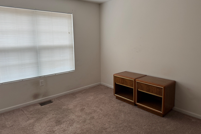 Furnished bedroom front 1 - Furnished Roommate Floor Plan with private bathroom; Utilities included Condo
