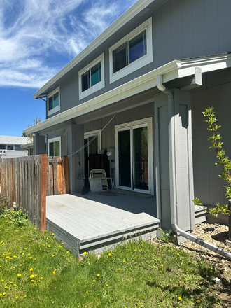 Patio - Town home across from East Campus!