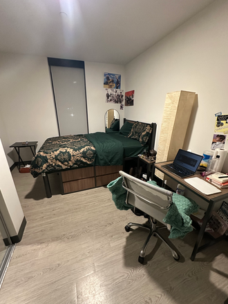 Bedroom (my stuff will be completely removed) - Lightview, FURNISHED, ALL gender