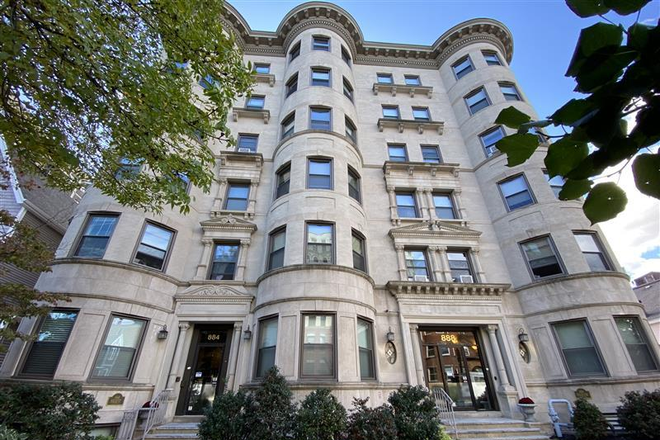 884-888 Mass Ave - Majestic Apartments