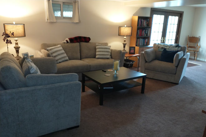 Living Room - Quiet One Bedroom Apartment