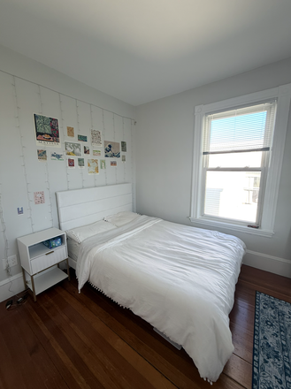 Bedroom - Apartment for Summer Sublet near Tufts Campus