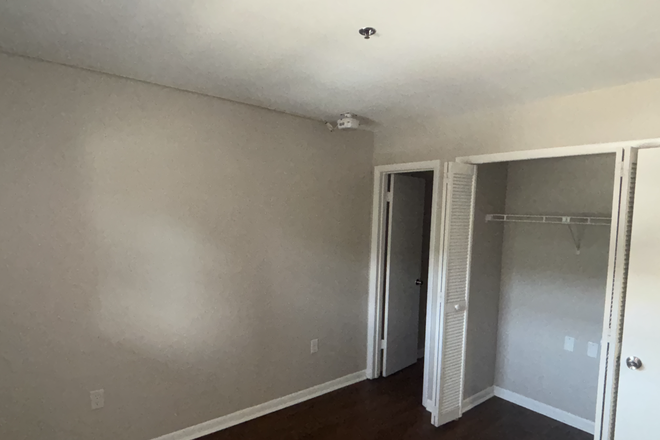 Bedroom - 40 Bee Street Apartments (looking for a female roommate)
