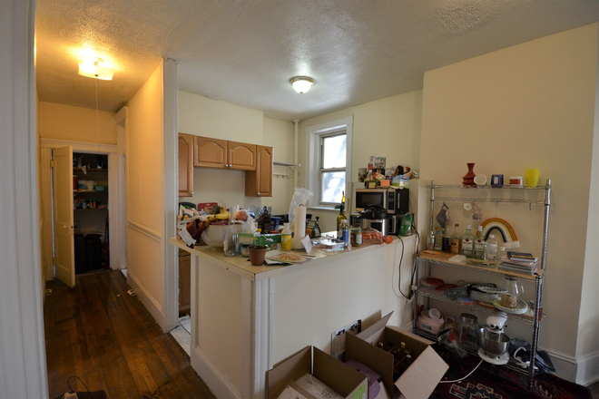 Kitchen - 4 Bed Available 9/1/25! *CONTACT NOAH 603-470-8181*