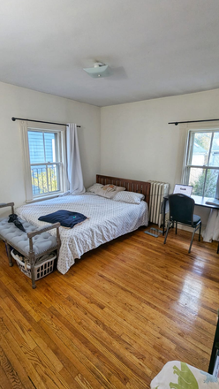 Bedroom - Winter Sublet in Cambridge