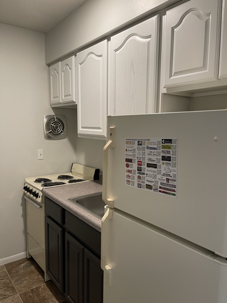 XK - 25/26 - Bring Your Pet To Campus! Just 4 Blocks Away Apartments