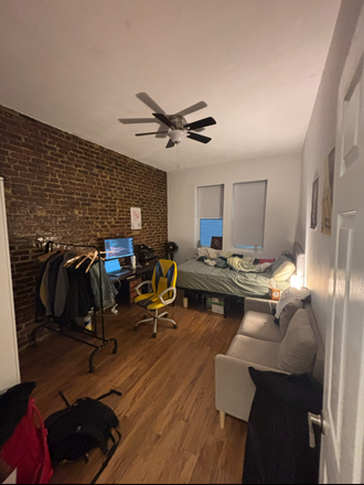 - - NO BROKER FEE 2 BED 1 BATH BERKLEE Apartments
