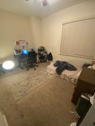 Bedroom - 2 rooms for rent - 500$ House