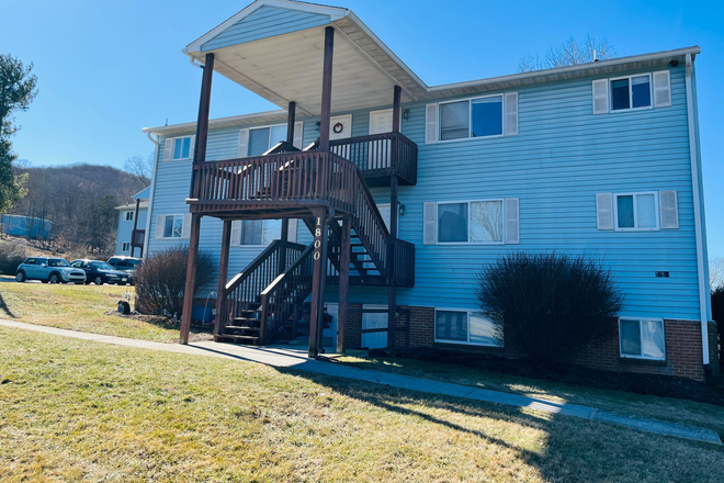 Photo - 3 Bedroom, 2 Bath Apartment